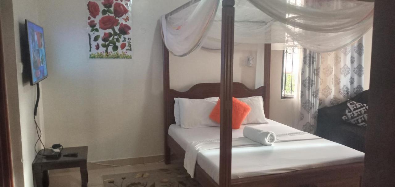 Sebuleni Serviced Homstay - Nyali Beach Msa Mombasa Exterior photo